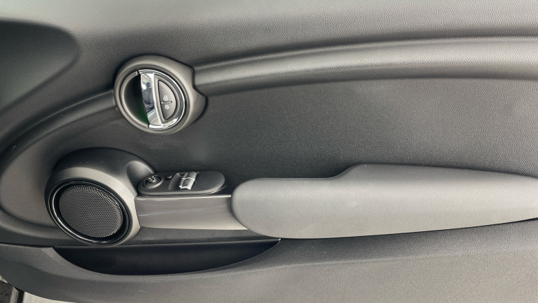 MINI Hatchback 1.5 One Classic II 3dr Petrol Hatchback